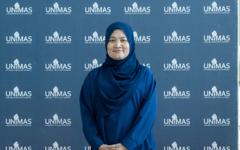 Madam Nur Khairina Abdullah